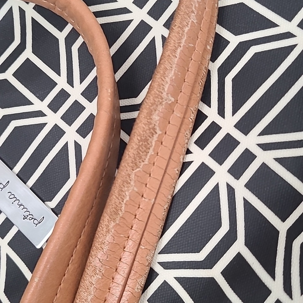 Petunia Pickle Bottom Black and White Geometric Baby Bag - Picture 7 of 11